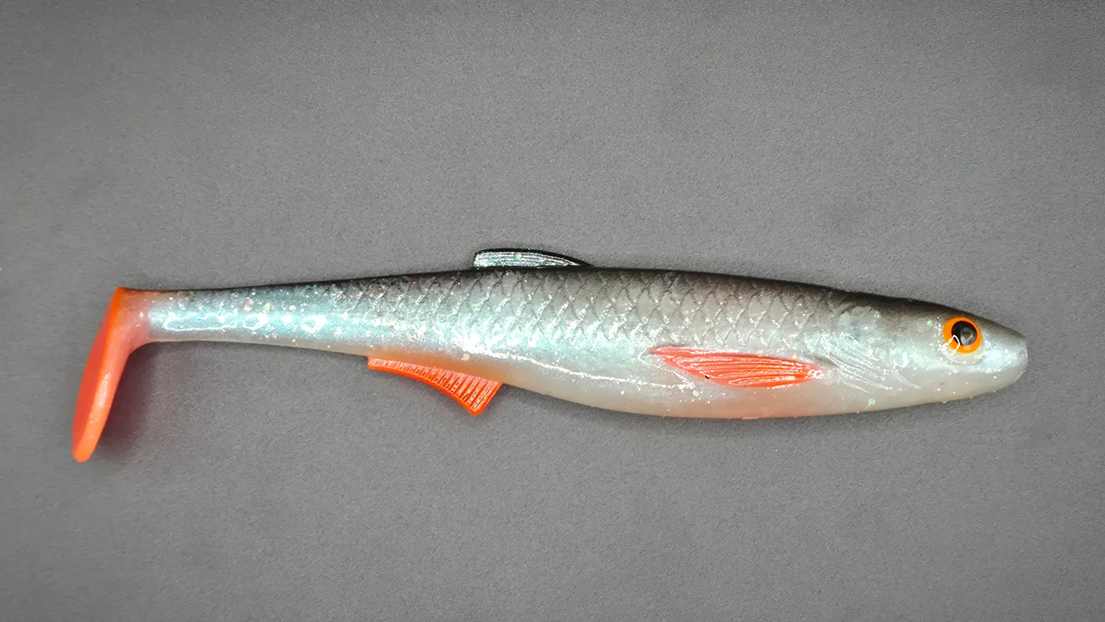 Płotka 18 cm – roachred